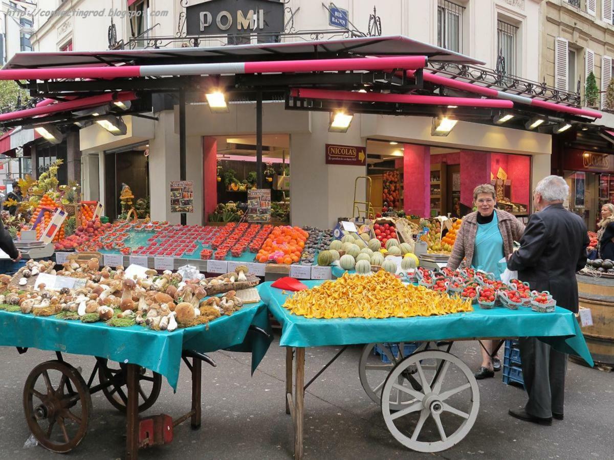 Little Boudoir Of Paris Champs-Elysees Buitenkant foto