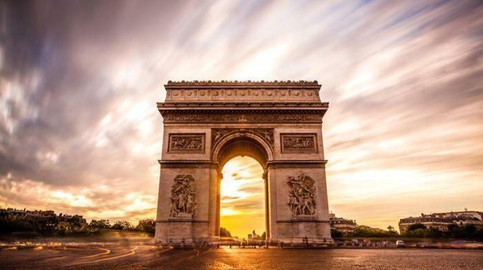 Little Boudoir Of Paris Champs-Elysees Buitenkant foto